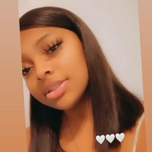 Meet your Posher, Gia